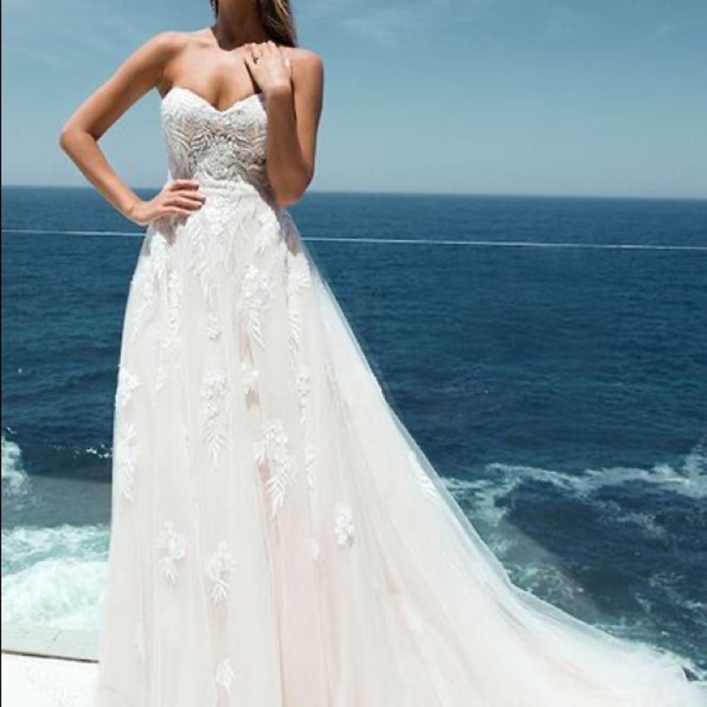 Wedding Gown • MIA SOLANO • PIA • 14
